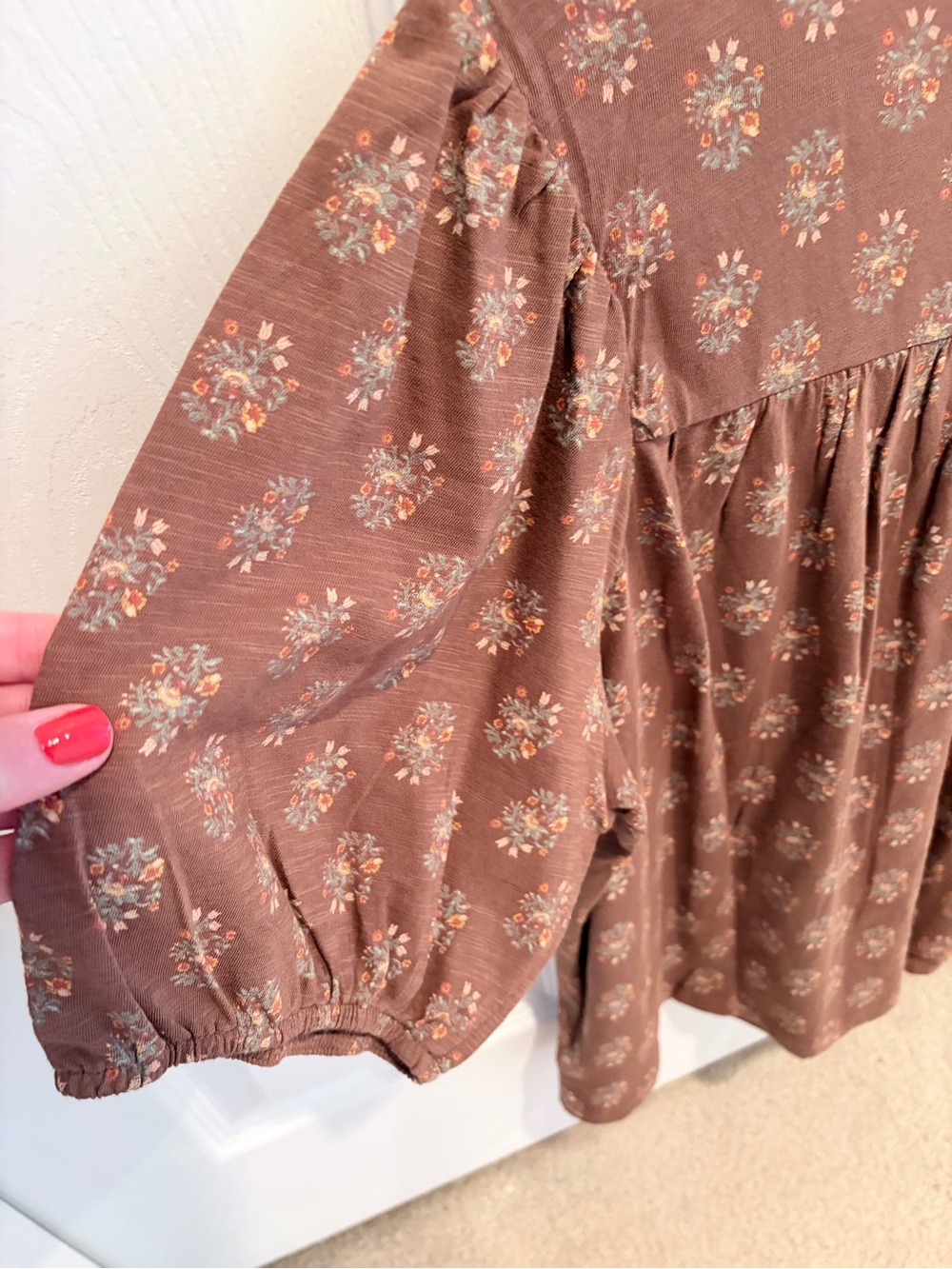 Lucky Brand Dusty Rose Floral Button Front Puff Sleeve Top - Picture 5 of 5